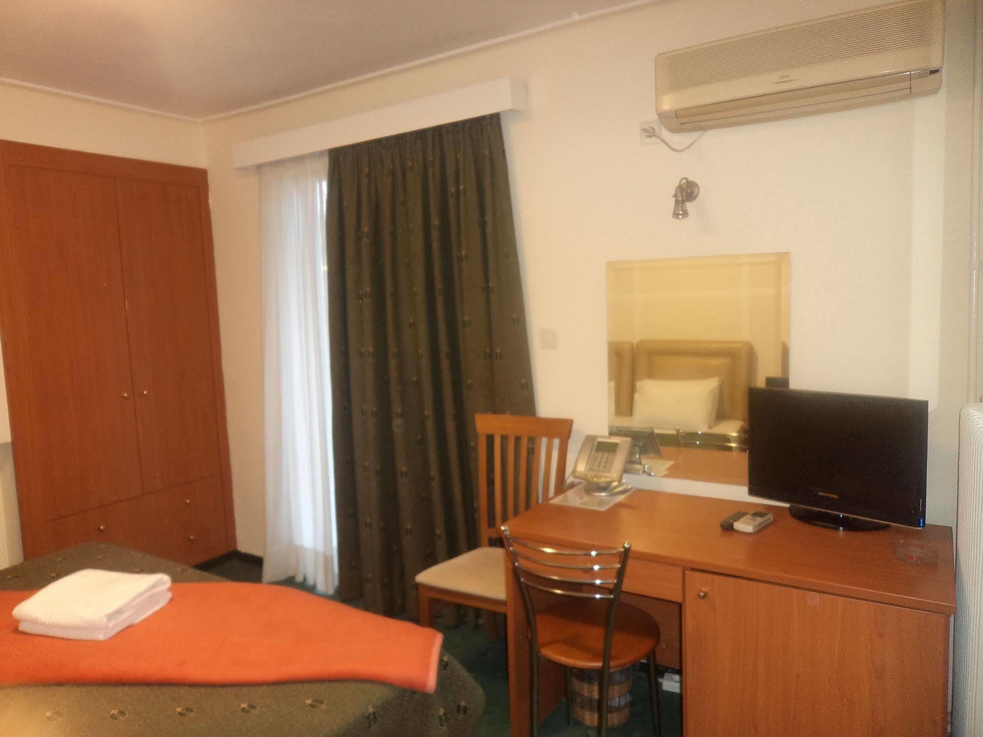 Nestorion Hotel Atenas Exterior foto