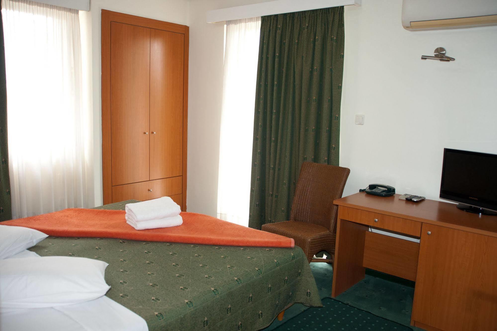 Nestorion Hotel Atenas Exterior foto